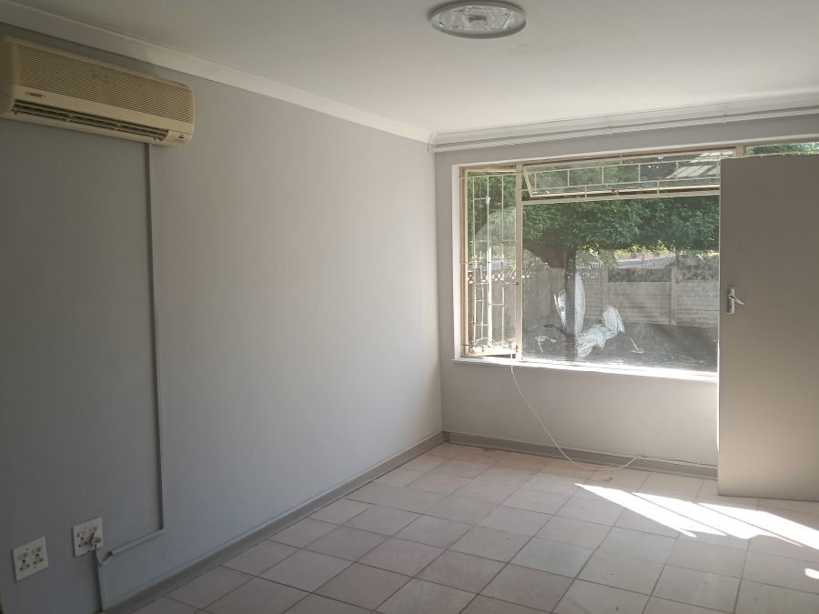 1 Bedroom Property for Sale in Universitas Free State
